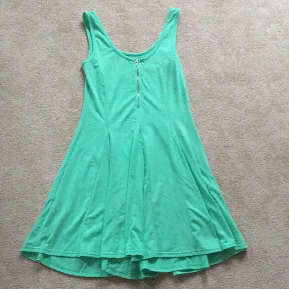 Fun party summer dress⛱☀️ - Picture 3 of 3